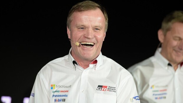 Tommi Mäkinen avoimesti yhdessä salarakkaansa kanssa – kuva pariskunnasta! Tommi on rakastunut mies.