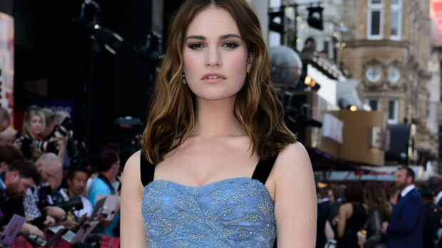 Brittinäyttelijä Seiskalle: Rakas kyllästyi laulamiseeni! Lily James