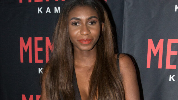 Hups, Miss Helsinki Sephoran, 20, rinnat vilkkuvat esiin tuoreissa mallikuvissa - sensuellit kuvat! Sephora Ikalaba