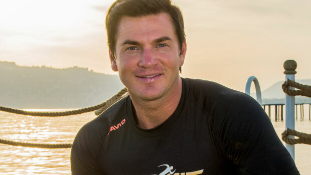 Hunks-tähti Ville Erolan 9-vuotias kummityttö sairastaa syöpää - Kiian hoidot lopetettiin Ville Erola