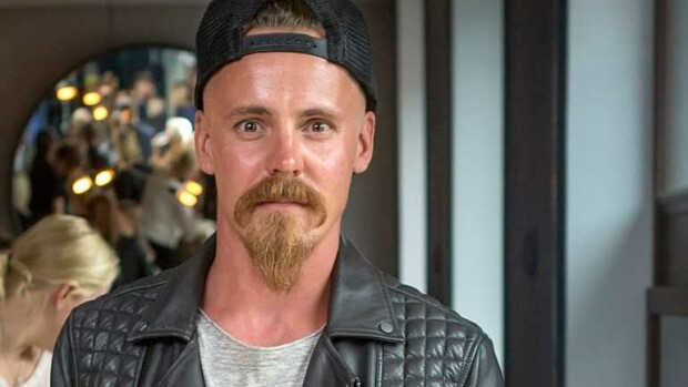 Jasper Pääkkönen ja uusi mallirakas suutelivat himokkaasti Helsingissä: upeavartaloinen Alexandra, 32, keimaili pikkubikineissä – kuvat! Jasper Pääkkönen iski mallikaunottaren.