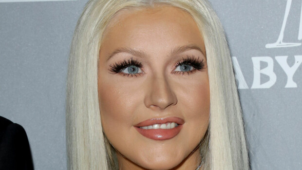 Christina Aguilera näyttää nykyään järisyttävän kuumalta: uskomaton vartalo - superpovekkaat kuvat! Christina Aguilera