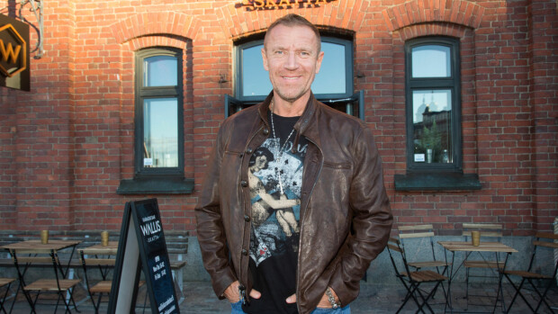 Kiinassa rikastuva Renny Harlin: Tämän vuoksi en kaipaa pätkääkään takaisin Hollywoodiin! Renny Harlin piipahti Suomessa viettämässä kesälomaansa.