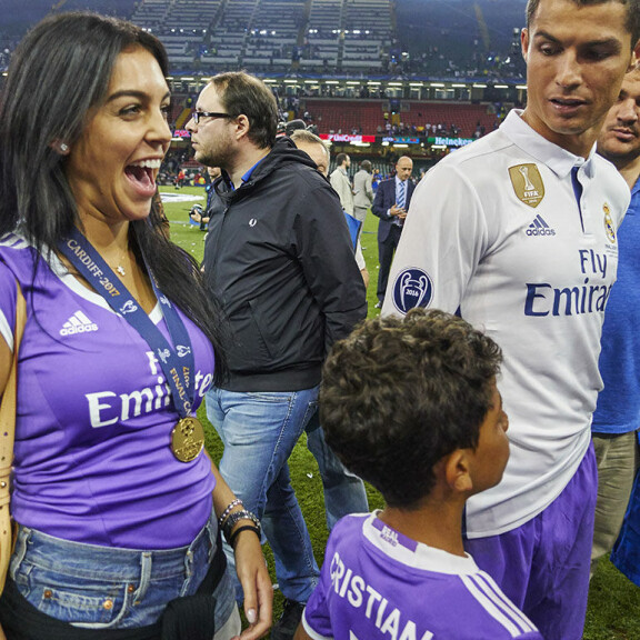 Mitä ihmettä: Cristiano Ronaldosta tuli kaksosten isä - ja tyttöystävä on yhä raskaana - kuvat! ronaldo