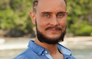 TIS-Jonne kokeilee rahkeitaan artistina – julkaisee uuden Elämänpeli-biisin! Tässä maistiainen!