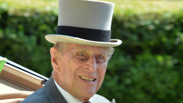 Prinssi Philip joutui sairaalahoitoon! Ison-Britannian prinssi Philip
