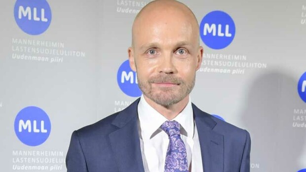 Juha Tapio tahkoaa rahaa: yrityksellä liki puolen miljoonan voitot! Juha Tapion yritys tekee hyvää tulosta.