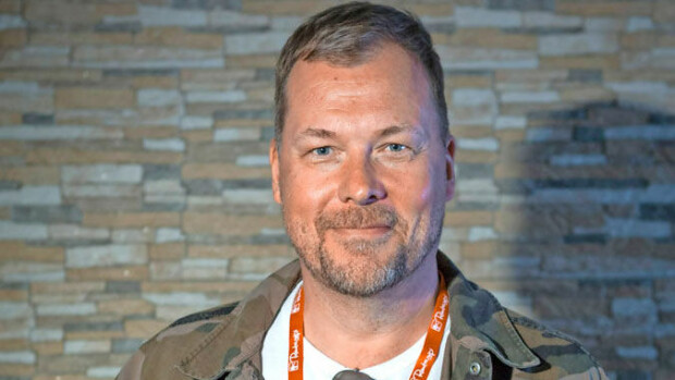 Karmeasta prätkäkolarista toipuva Arttu Harkki: Viihdyn nyt koti-isänä! Arttu Harkki.
