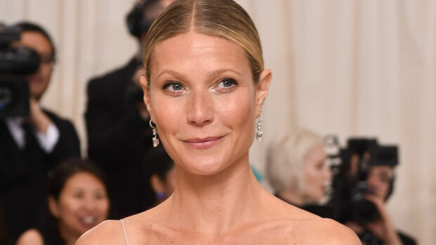 Kolmiodraamaan ajautunut Gwyneth Paltrow raivostui ex-miehelleen Coldplay-Chrisille: Näpit irti ystävästäni! Näyttelijä Gwyneth Paltrow