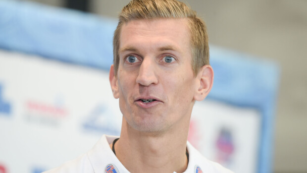 Armotonta raahausta! Jarkko Nieminen yllätti hurjien kantamusten kanssa
