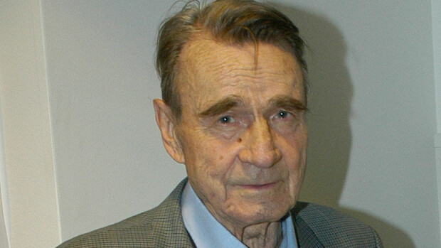 Presidentti Mauno Koivisto on kuollut 93-vuotiaana - näin presidentin kanslia tiedotti suru-uutisesta Mauno Koivisto