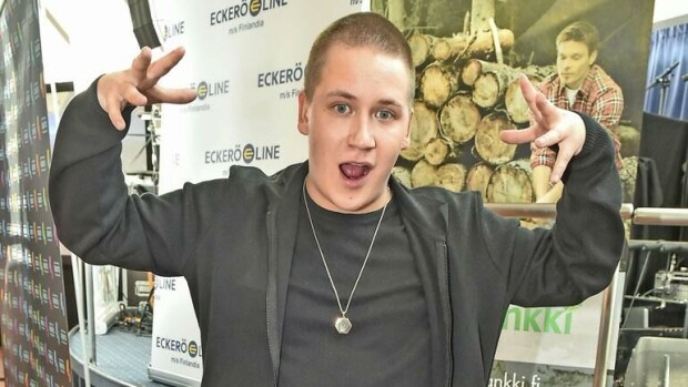 Petti avovaimoaan vessassa – näin Nikke Ankara vastaa! Nikke Ankara