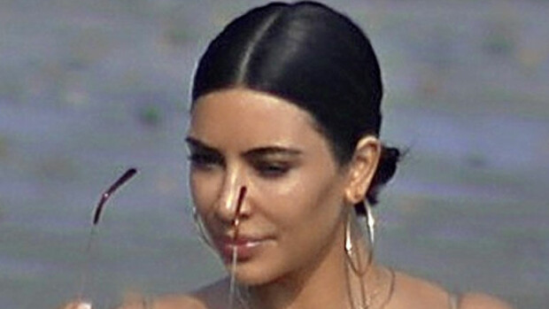 Uu mama, mikä uuma! Kim Kardashian, Eva Longoria ja muut maailmantähdet supersexyinä rannalla – kuvat! Kim