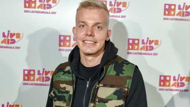 Elastinen pojastaan: Mulla on käynyt hyvä tuuri! Elastinen