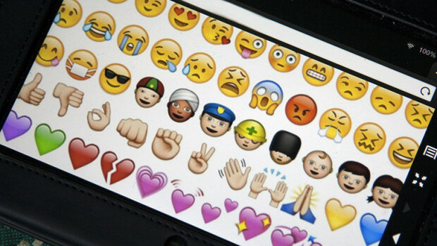 Grindr-deittisovellus julkaisi seksi-emojeita: yksi ymmärrettiin ikävästi väärin! Emojies