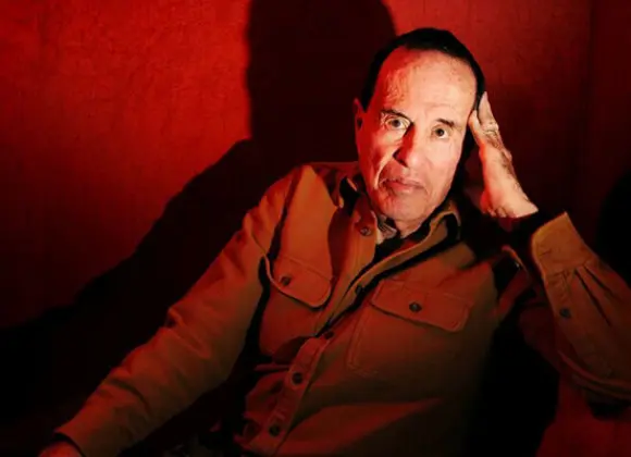 Underground-elokuvan legenda Kenneth Anger on kuollut – Martin Scorsesen idoleihin kuulunut ohjaaja loi pohjan musiikkivideokerronnalle