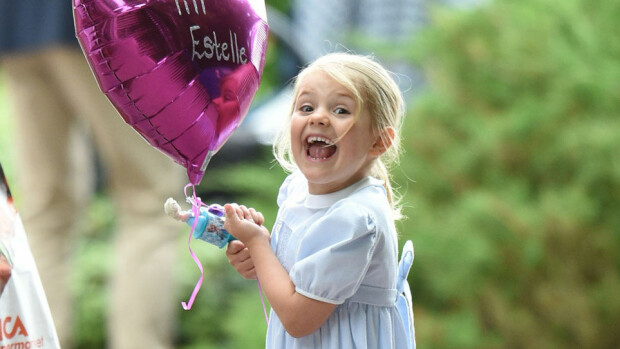 Mitä tapahtui iloiselle prinsessa Estellelle - uusi perhekuva hämmentää! Prinsessa Estelle