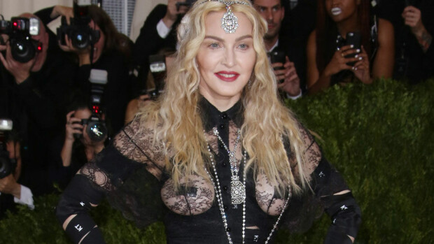 Madonna adoptoi kaksi lasta - tuomari kyseenalaisti elämänarvot! Madonna