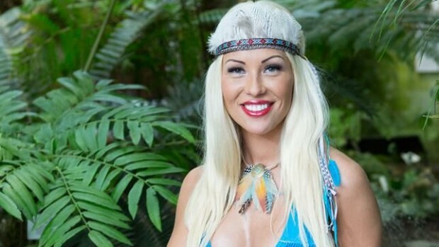 Maisa Torppa ei salaile epätäydellisyyksiään: Tummat silmänaluset ja epäpuhdas iho, check - kuva! Maisa Torppa Seiskan kuvauksissa