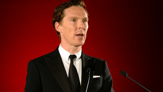 Sherlock Holmes -traileri kiusoittelee viime metreillä: Tämä ei ole enää peliä! Benedict Cumberbatch puhumassa
