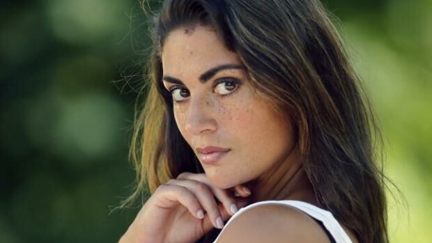 Jasmin Mäntylän miessotku paisuu: hylkäsi Ouluun saapuneen aussikullan! Jasmin Mäntylä