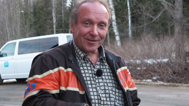 Teuvo Hakkaraisen sahalta löytyi ruumis – kurkku viilletty auki! Teuvo Hakkaraisen sahalta löytyi ruumis – kurkku viilletty auki!