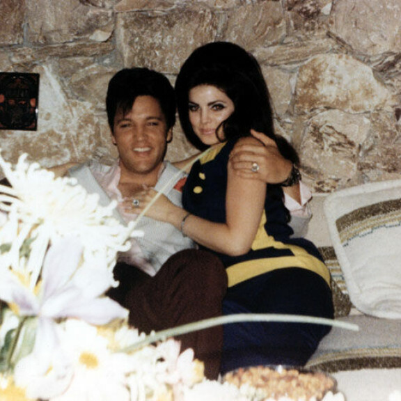 Priscilla Presley: Elvis varasti nuoruuteni!