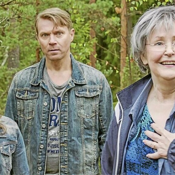 Korpelan kujanjuoksu -sarjan tähtien kodit ja tulot: ykkösenä Janne Kataja