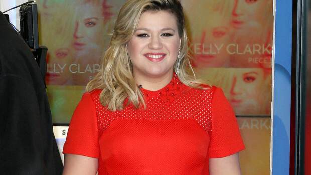 Kelly Clarkson tiukkana: Ei enää lapsia! Kelly Clarkson tiukkana: Ei enää lapsia!