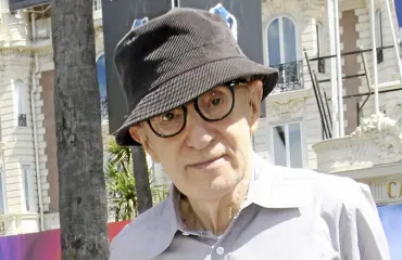 Woody Allen, 90, fanittaa yli kaiken erästä suomalaista