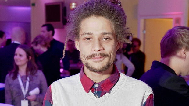 Räppäri Juno jätti vuokra-asunnon karmeaan kuntoon - oikea sikolätti! Räppäri Juno jätti vuokra-asunnon karmeaan kuntoon - oikea sikolätti!