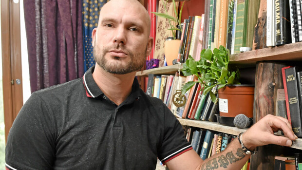 Steen1-nimestä luopunut räppäri Kale: Olin kolme vuotta asunnottomana! Steen1-nimestä luopunut räppäri Kale: Olin kolme vuotta asunnottomana!
