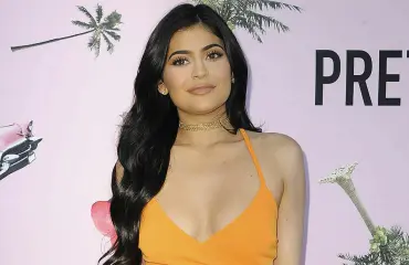 Kylie Jenner vaihtoi lapsensa nimen 16 kuukautta syntymän jälkeen