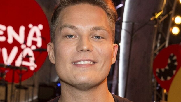 Kuva: Cheek järjesti hulppeat grillibileet julkkisystävilleen - vain miehillä pääsy juhliin! Kuva: Cheek järjesti hulppeat grillibileet julkkisystävilleen - vain miehillä pääsy juhliin!