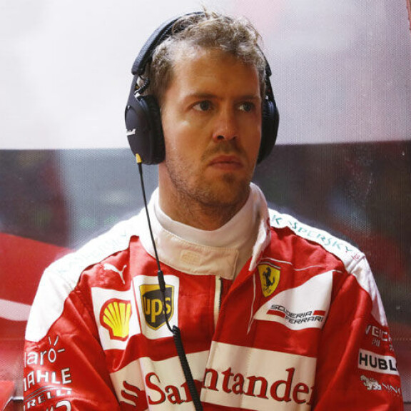 Heidät kutsuttiin Kimin ja Mintun häihin – tallitoveri jäi kutsutta!