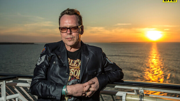 Pertti Neumann paljastaa: The Rasmus -muusikko ohjaa Dingosta elokuvan! Pertti Neumann paljastaa: The Rasmus -muusikko ohjaa Dingosta elokuvan!