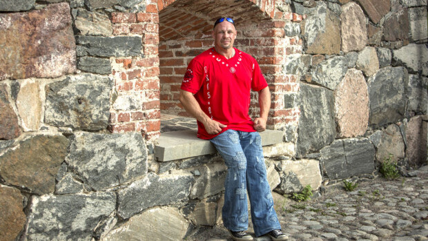 Seiska oli vastassa, kun 16,5 vuotta istunut Pekka vapautui vankilasta: lue uskomaton tarina! Seiska oli vastassa, kun 16,5 vuotta istunut Pekka vapautui vankilasta: lue uskomaton tarina!