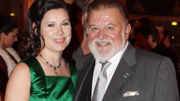 Esko Salmisen ja Aino Sepon mökki sijaitsee keskellä idylliä – kuvat piilopirtistä! Esko Salmisen ja Aino Sepon mökki sijaitsee keskellä idylliä – kuvat piilopirtistä!