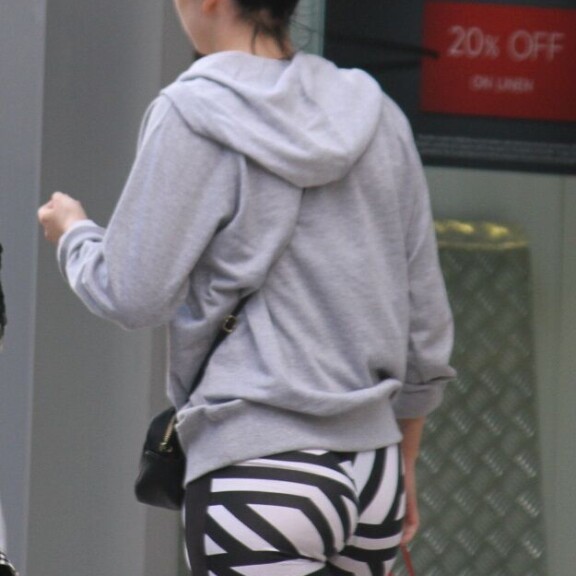 Sannin ja Eveliinan katutyyli: vilkkuvia nännejä ja tiukkoja housuja – kuvat!