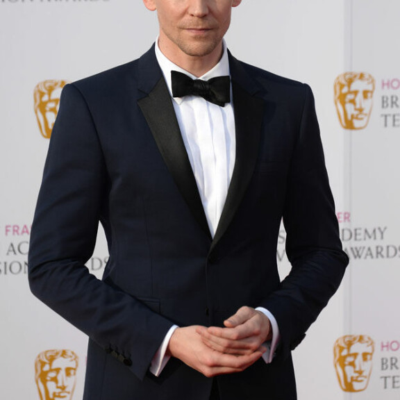 Onko tämä tuimakatseinen mies Daniel Craigin seuraaja Bondina? Kuva!
