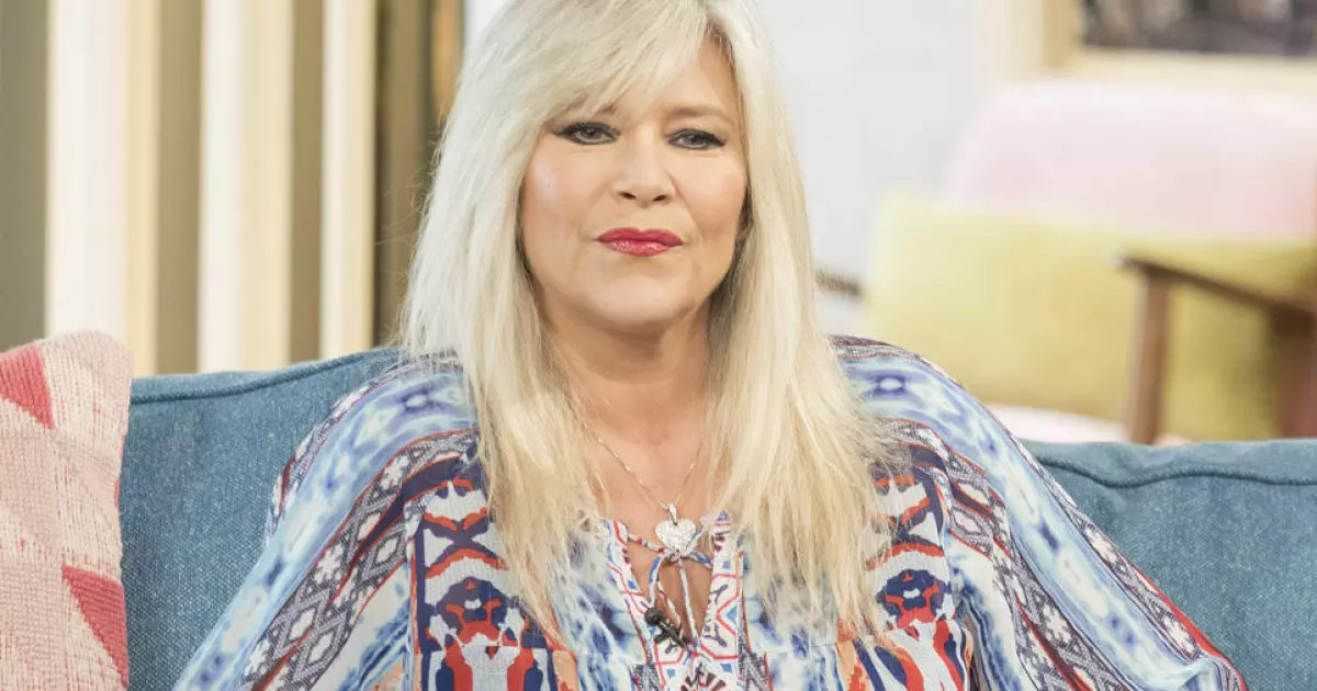 Kasaritähti Samantha Fox Avautui Kumppaninsa Kuolemasta 