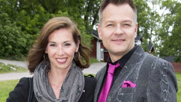 Näyttelijäkonkari erosi tanssitaitelijavaimostaan: Teimme eroa jo vuosia! Näyttelijäkonkari erosi tanssitaitelijavaimostaan: Teimme eroa jo vuosia!