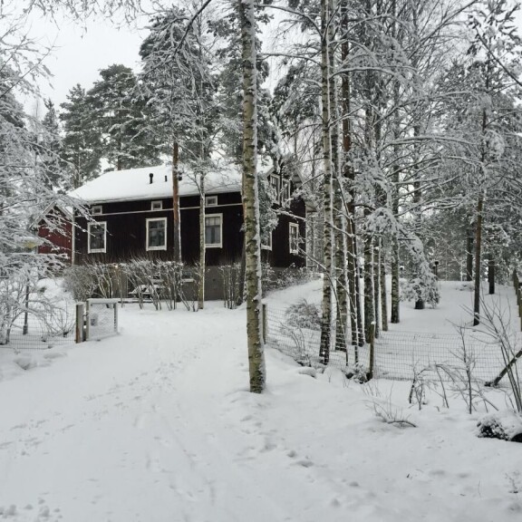 Wau, mikä idylli: tässä on Satu Tuomiston ja Petri-kullan lemmenpesä!