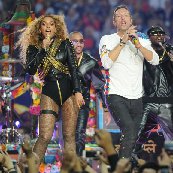 Beyoncé kohahdutti Super Bowlin erätauolla - arvaa, kenelle pornoasu oli tribuutti?