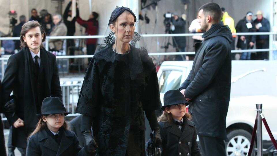 Celine Dion hyvästeli aviomiehensä - murtui kyyneliin hautajaisseremonian jälkeen