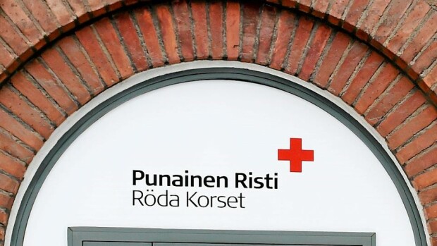 SPR:n työntekijä kihlautui turvapaikanhakijan kanssa! SPR:n työntekijä kihlautui turvapaikanhakijan kanssa!