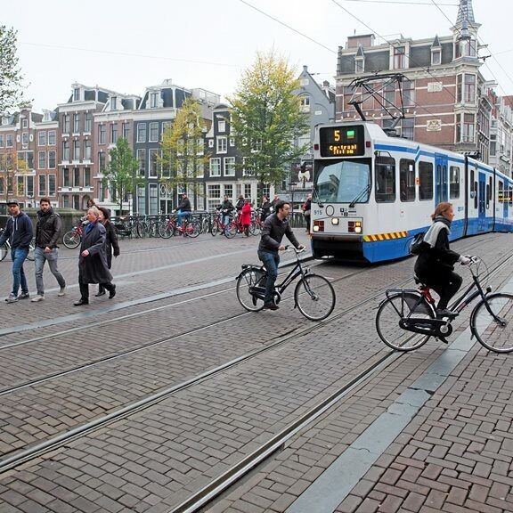 Vapaamielinen Amsterdam - matkusta, syö ja juo!
