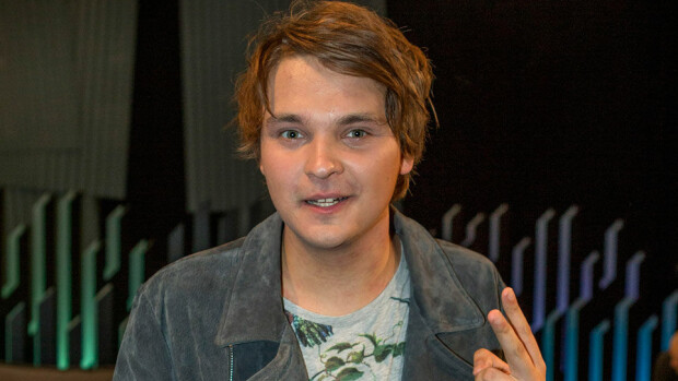 Roope Salminen ilman paitaa: huh, menikö dieetti jo yli - kuva! Roope Salminen ilman paitaa: huh, menikö dieetti jo yli - kuva!