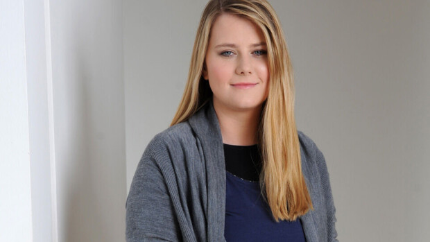 Lapsena kidnapattu Natascha Kampusch debytoi laulajana - kuuntele! Lapsena kidnapattu Natascha Kampusch debytoi laulajana - kuuntele!