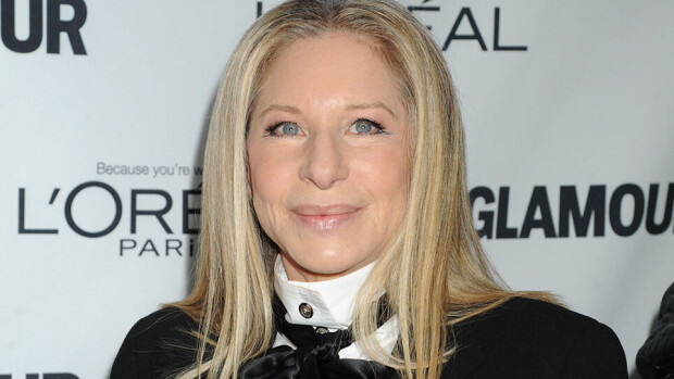 Mitä ihmettä Barbra Streisandin kasvoille on tapahtunut - katso! Mitä ihmettä Barbra Streisandin kasvoille on tapahtunut - katso!